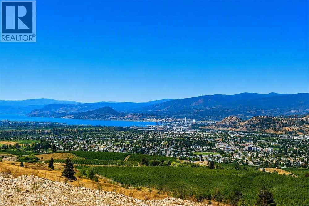 214 Turnberry Street, Kelowna