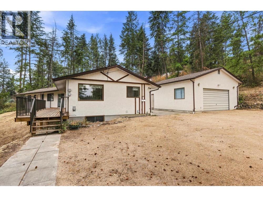 WELCOME TO 11211 ROBERTS ROAD!