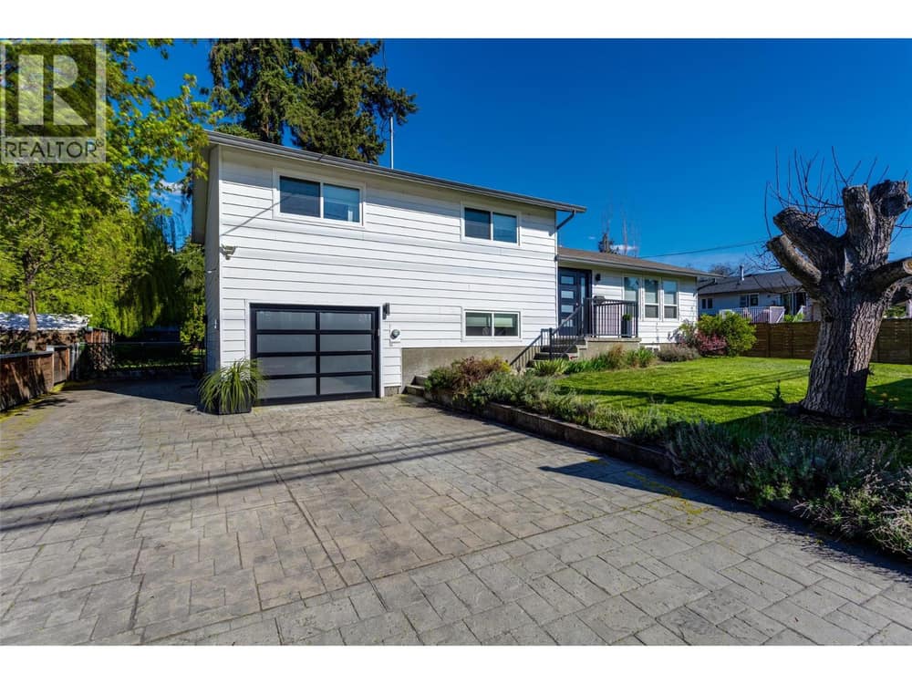 Renovated 4 bed, 2 bath home in the lower mission.