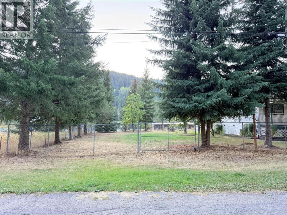 537 N Kimberley Avenue, Greenwood