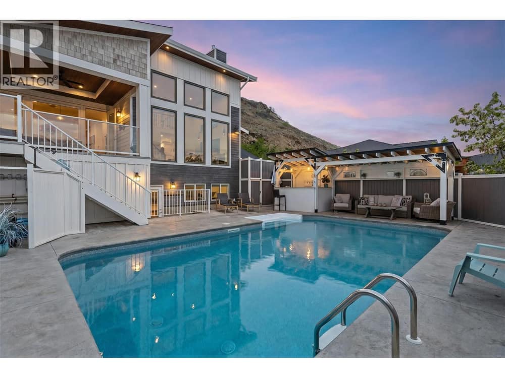 Pool view up to front of home.