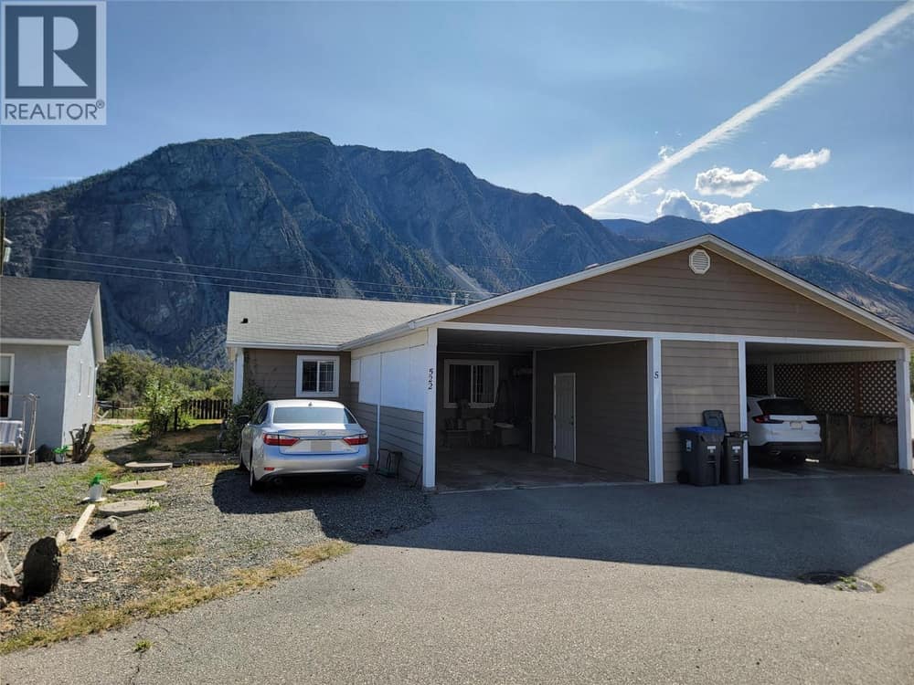 522 Vansanten Road Unit# 5, Keremeos