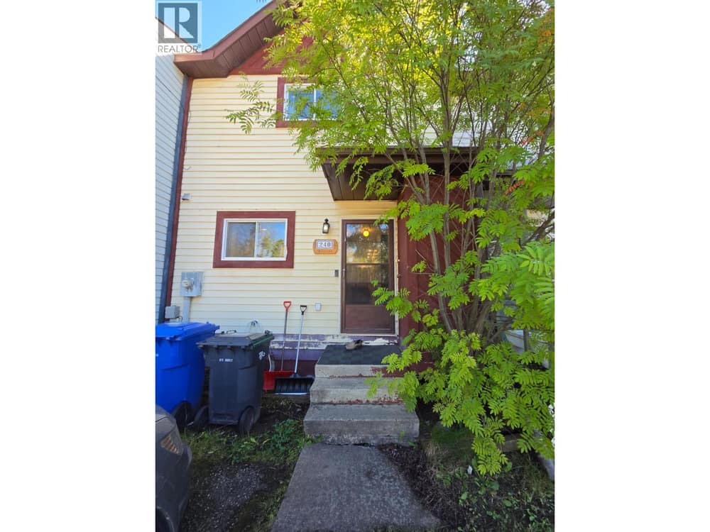 240 Spieker Avenue, Tumbler Ridge