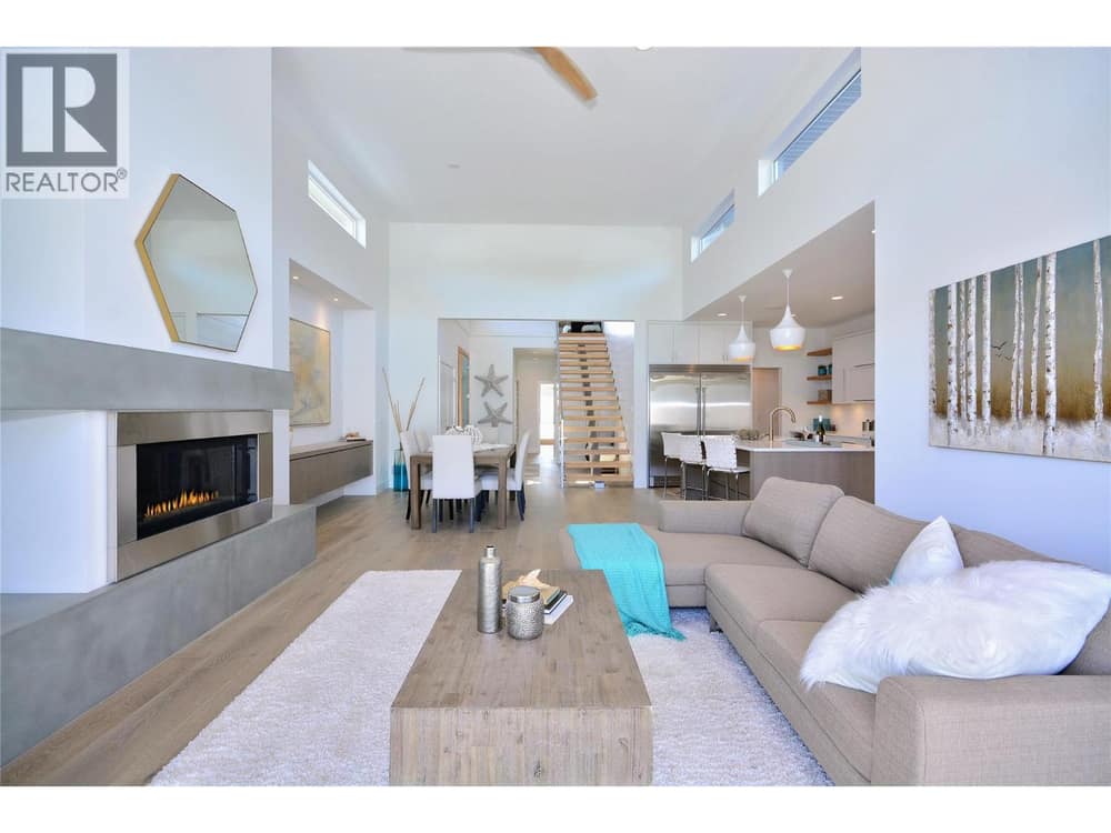 Vaulted Living & Dining Room