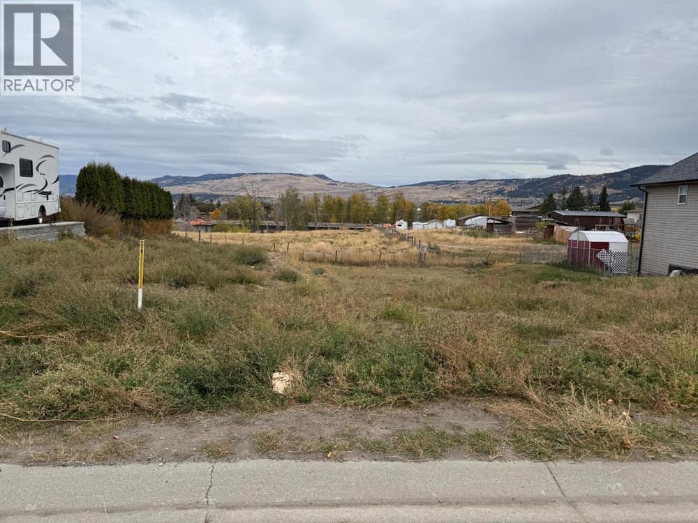 1638 Fir Avenue, Merritt