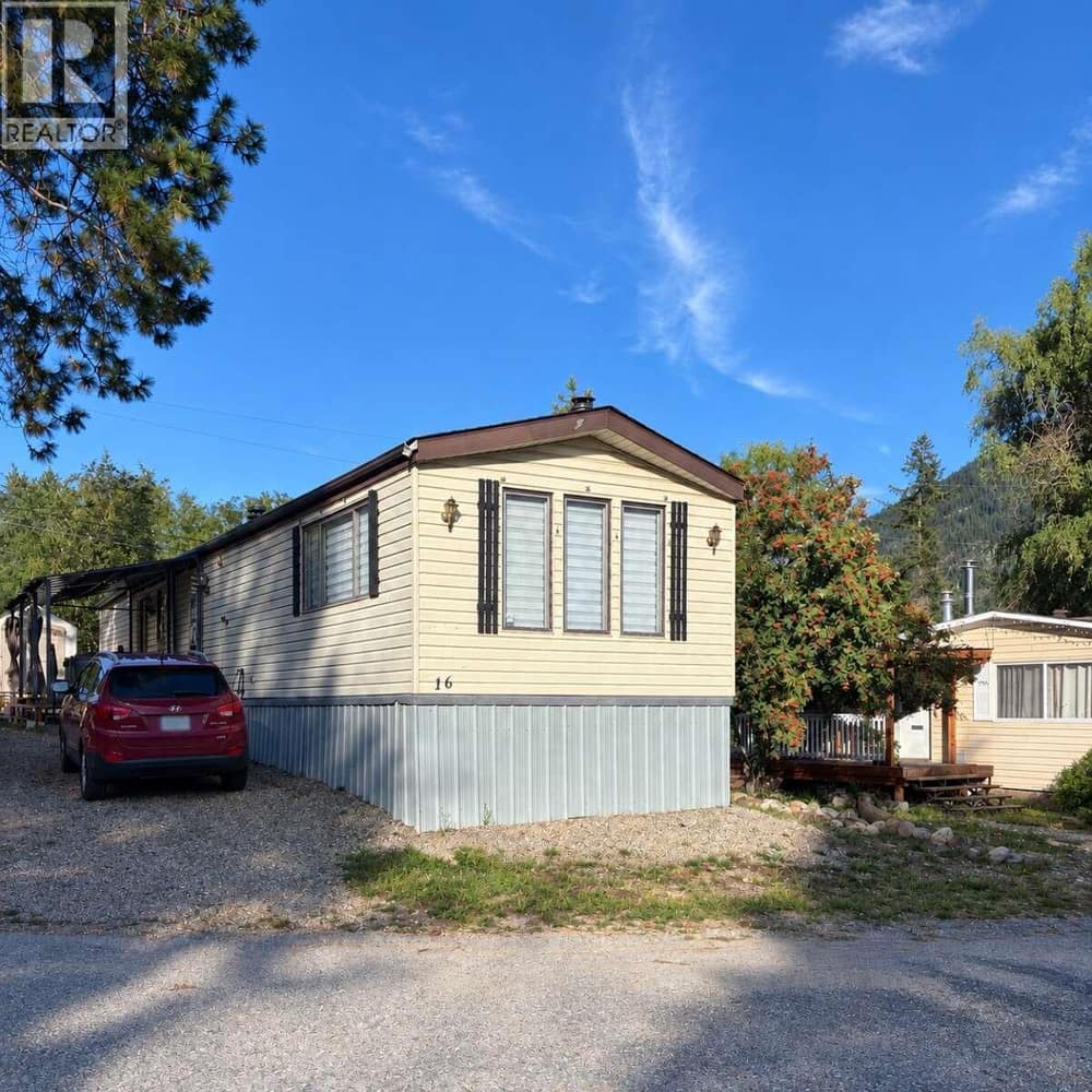500 16th Avenue Unit# 16, Genelle