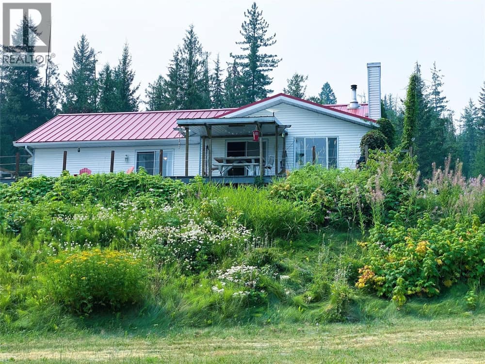 Welcome to 6271 Eagle Bay Road!