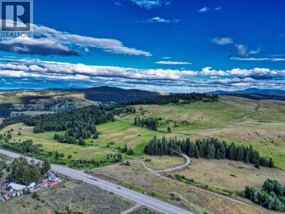 Welcome to 6080 Highway 3, Bridesville BC