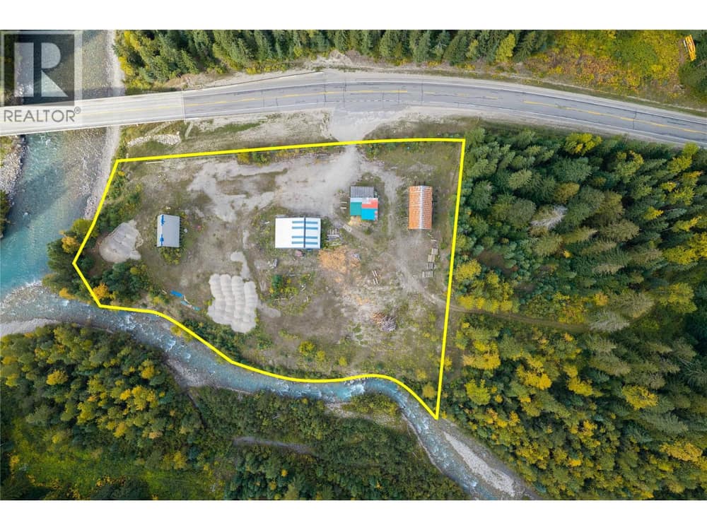 6950 Trans Canada Highway E, Revelstoke