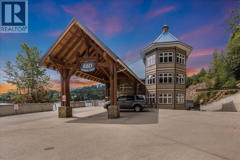 550 Rainbow Drive Unit# 204, Kaslo