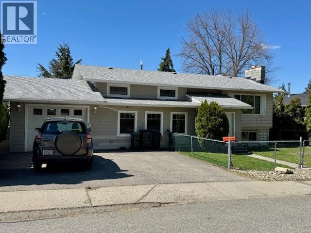 3918 13 Street, Vernon