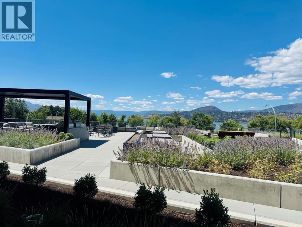 Private patio has access out to the Common Terrace