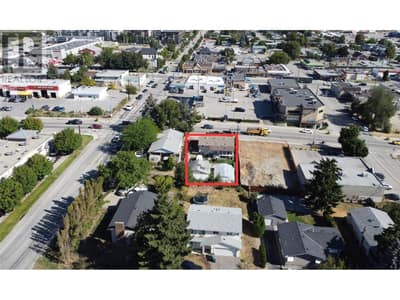 2441 Dobbin Road, West Kelowna