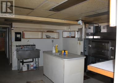93 5TH  NW Avenue, Nakusp