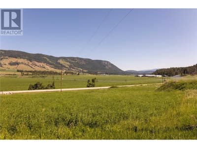 5165 Salmon River Road, Armstrong