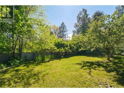 10286 Newene Road, Lake Country