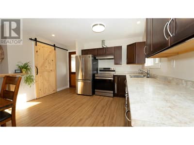 3660 63 Street SE, Salmon Arm