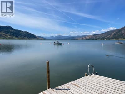 All residents have access to Okanagan Lake