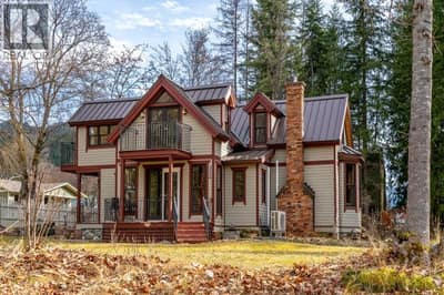 305 Bellevue Street, New Denver