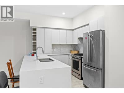 1925 Enterprise Way Unit# 311, Kelowna
