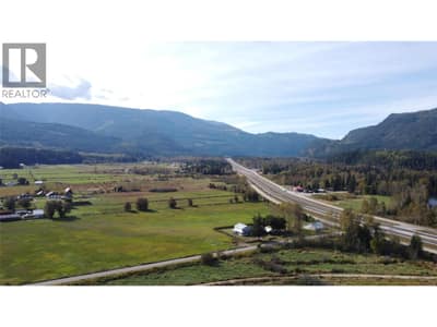 00 Oxbow Frontage Road, Malakwa