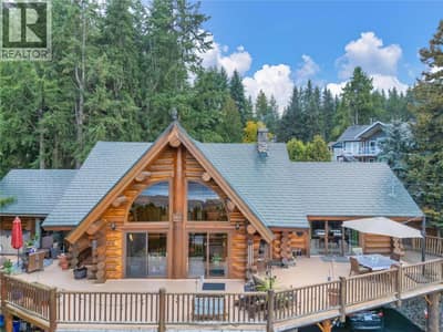 Spacious deck