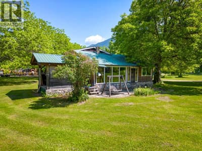 209 LARDEAU RIVER Road, Lardeau