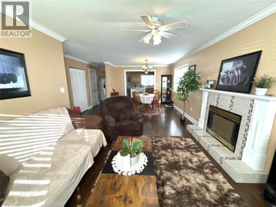 2313 Clapperton Avenue, Merritt