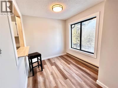 185 Chamberlain Crescent Unit# 313, Tumbler Ridge