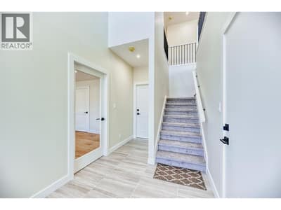 9 Hibiscus Court, Osoyoos