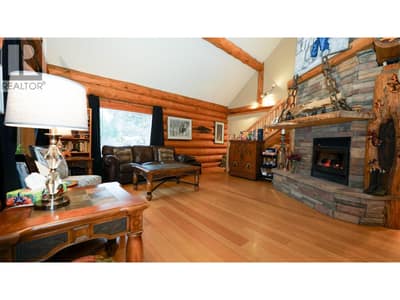 5464 Agate Bay Road, Barriere