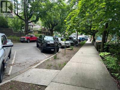 815 Baker Street, Nelson
