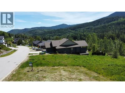 919 Redstone Drive, Rossland