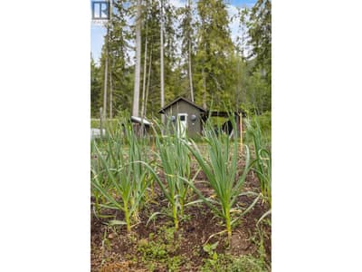 16317 BOWE Road, Crawford Bay