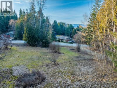 2486 Centennial Drive, Blind Bay