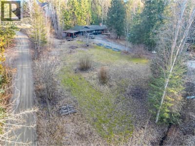 2486 Centennial Drive, Blind Bay
