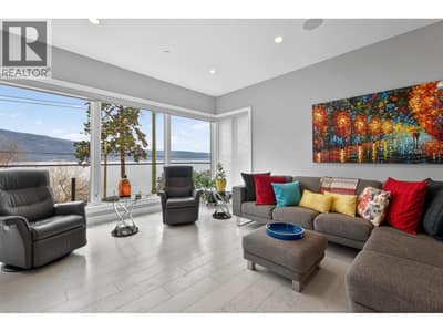 11537 Okanagan Centre Road W, Lake Country