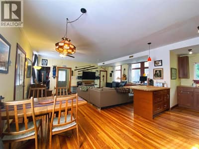 3880 Pioneer Road, Bralorne