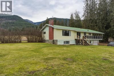 1121 Mountain View Road, Armstrong