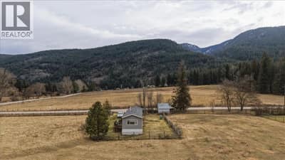 1121 Mountain View Road, Armstrong