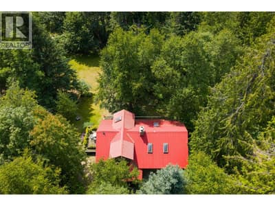 1506 Highway 31A, New Denver