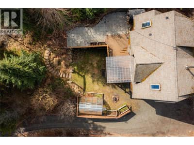 641 West Front Street, Kaslo