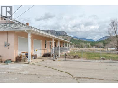 351 Jones Way Road, Oliver