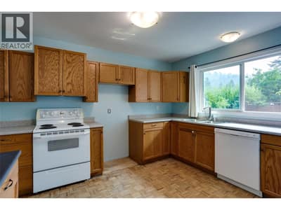 1257 Rio Drive, Kelowna
