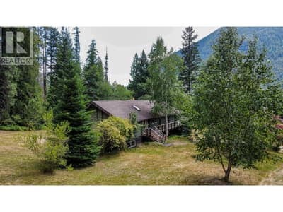 3026 Upper Slocan Park Road, Slocan Park