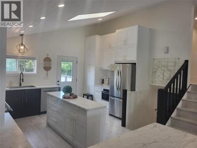 9504 Hummingbird Lane, Osoyoos
