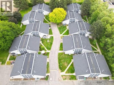 3155 Gordon Drive Unit# 202, Kelowna