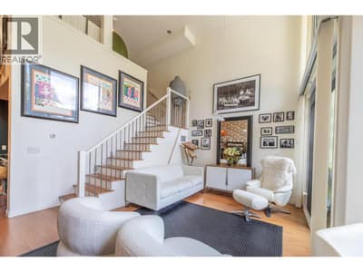 250 MARINA Way Unit# 208, Penticton