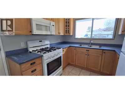 338 Beach Drive, Chase