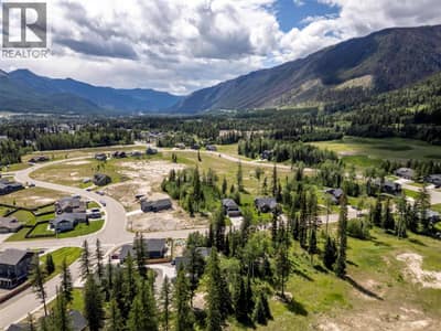 2270 Black Hawk Drive, Sparwood